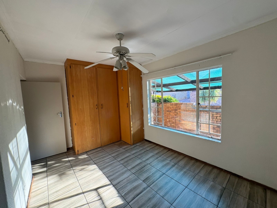 3 Bedroom Property for Sale in Safari Gardens North West